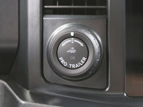 Used 2025 Ford F250 Platinum AWD/4WD image 71