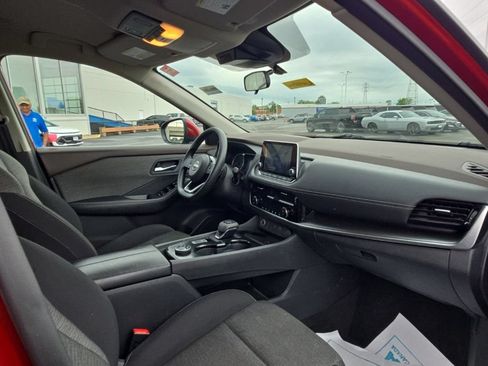 Used 2022 Nissan Rogue SV AWD/4WD image 14