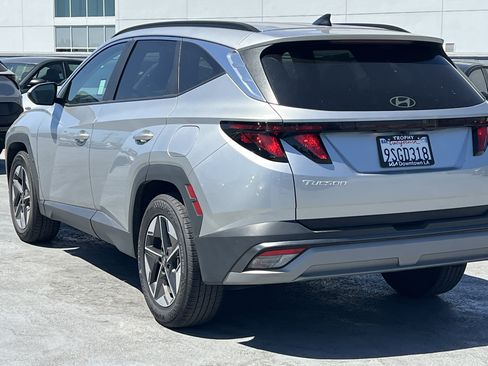 Used 2025 Hyundai Tucson SEL FWD image 5