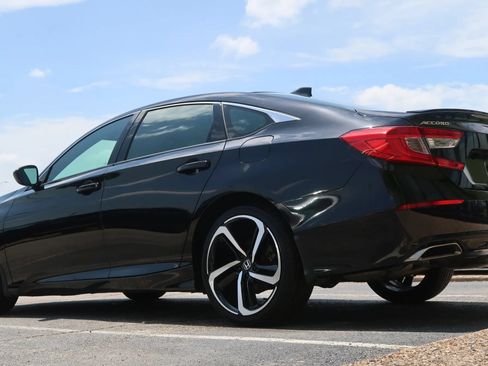 Used 2022 Honda Accord Sport image 13