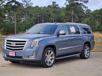 Used 2016 Cadillac Escalade ESV Luxury