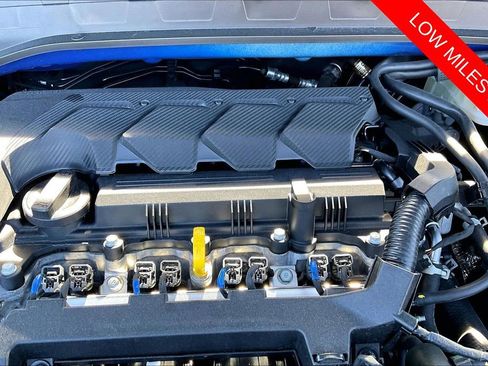 Used 2025 Hyundai Venue Limited FWD image 30