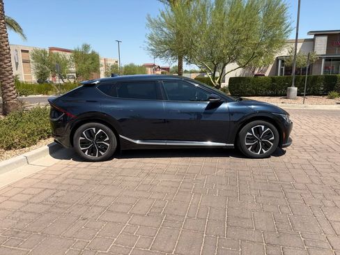 Used 2022 Kia EV6 Wind AWD/4WD image 7