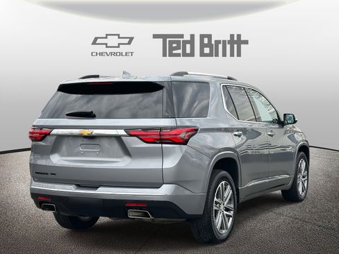 Used 2023 Chevrolet Traverse High Country w/ LPO, Floor Liner Package image 4