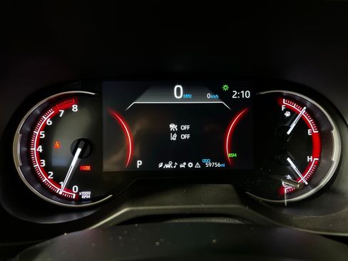 Used 2024 Toyota RAV4 XLE image 16