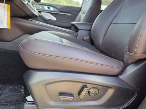 New 2026 Ford Explorer Platinum image 35