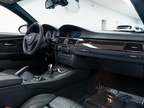 Used 2011 BMW M3 Convertible image 15