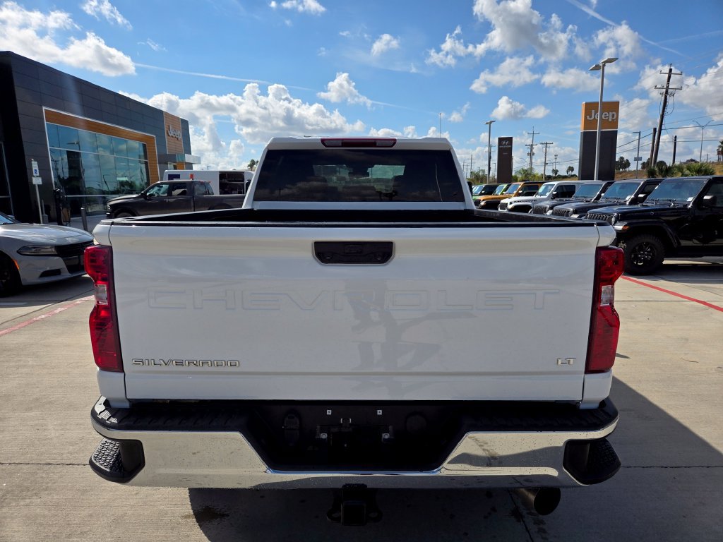 Used 2026 Chevrolet Silverado 2500 LT AWD/4WD image 4