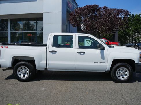 Used 2018 Chevrolet Silverado 1500 W/T w/ Trailering Package AWD/4WD image 6