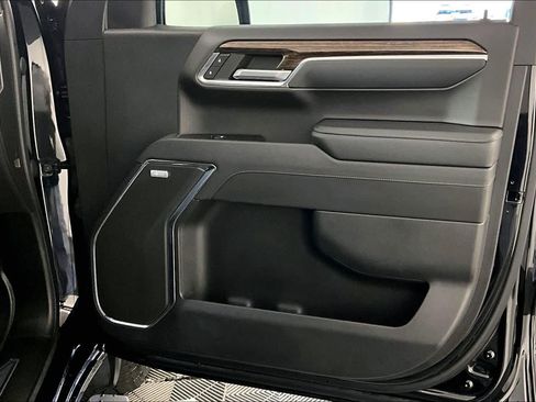 Used 2023 GMC Sierra 1500 Elevation w/ Elevation Premium Package AWD/4WD image 22