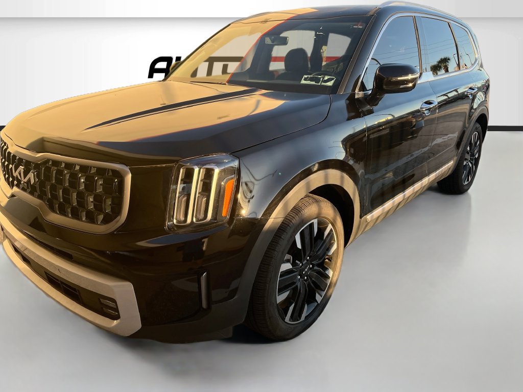 Used 2025 Kia Telluride SX FWD image 3