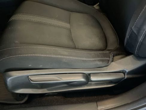 Used 2017 Honda Civic EX-T image 12