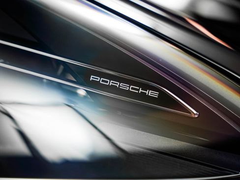 Certified 2026 Porsche Macan AWD/4WD image 31