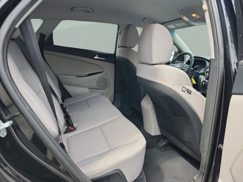 Used 2020 Hyundai Tucson SE FWD image 17