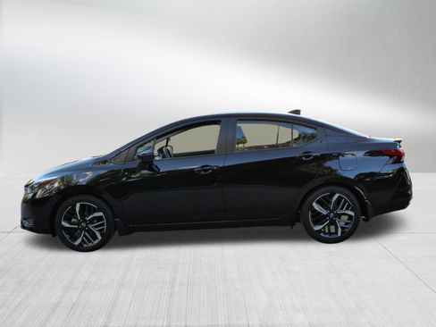 Used 2023 Nissan Versa SR w/ Trunk Package FWD image 4