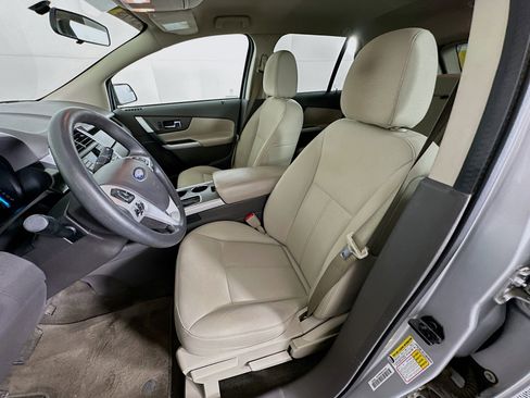 Used 2014 Ford Edge SE image 13