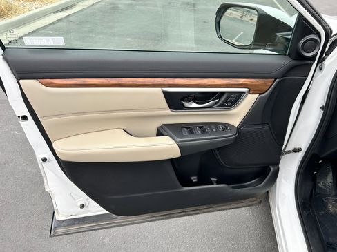 Used 2020 Honda CR-V EX-L image 9