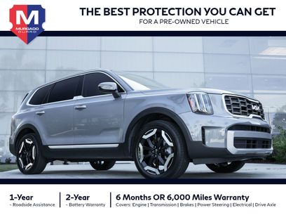 Used 2023 Kia Telluride S w/ S Sunroof Package