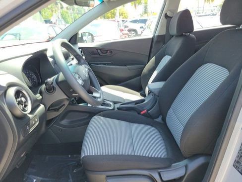Used 2023 Hyundai Kona SE w/ Cargo Package AWD/4WD image 11