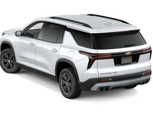 New 2026 Chevrolet Traverse LT w/ Driver Confidence Package AWD/4WD image 36