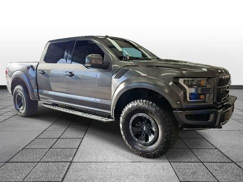 Used 2018 Ford F150 Raptor w/ Equipment Group 802A Luxury image 3