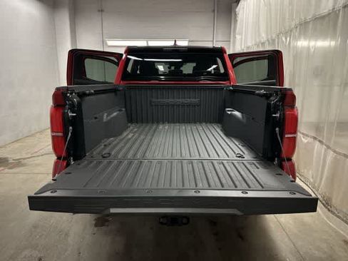 Used 2024 Toyota Tacoma SR5 AWD/4WD image 23