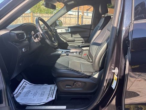 Used 2020 Ford Explorer Limited image 9