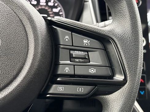 Used 2024 Subaru Crosstrek 2.0i Premium image 17