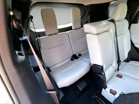 Used 2025 Mitsubishi Outlander SEL AWD/4WD image 26