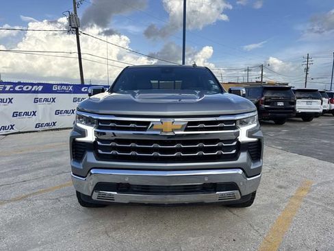 Used 2024 Chevrolet Silverado 1500 LTZ AWD/4WD image 4