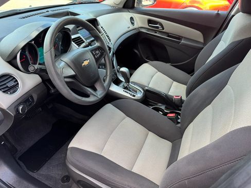 Used 2012 Chevrolet Cruze LS w/ Connectivity Package FWD image 13