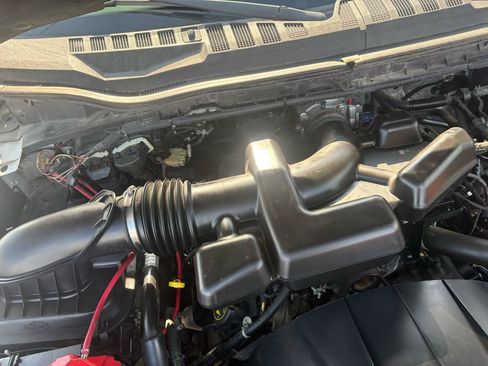 Used 2017 Ford F250 XL w/ XL Decor Group AWD/4WD image 21