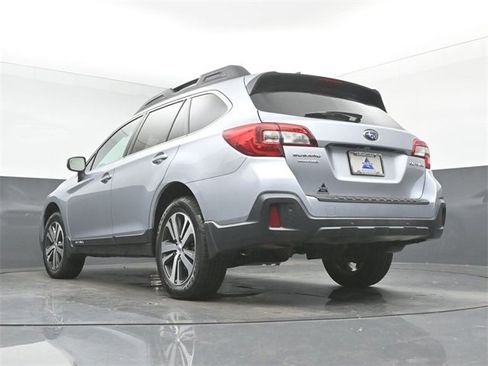 Used 2019 Subaru Outback 2.5i Limited w/ Popular Package #2 image 40