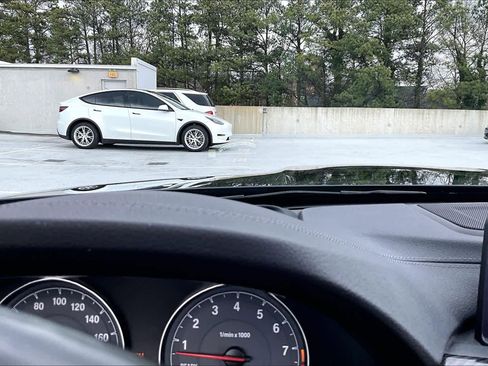 Used 2020 BMW M4 Convertible w/ Competition Package image 28