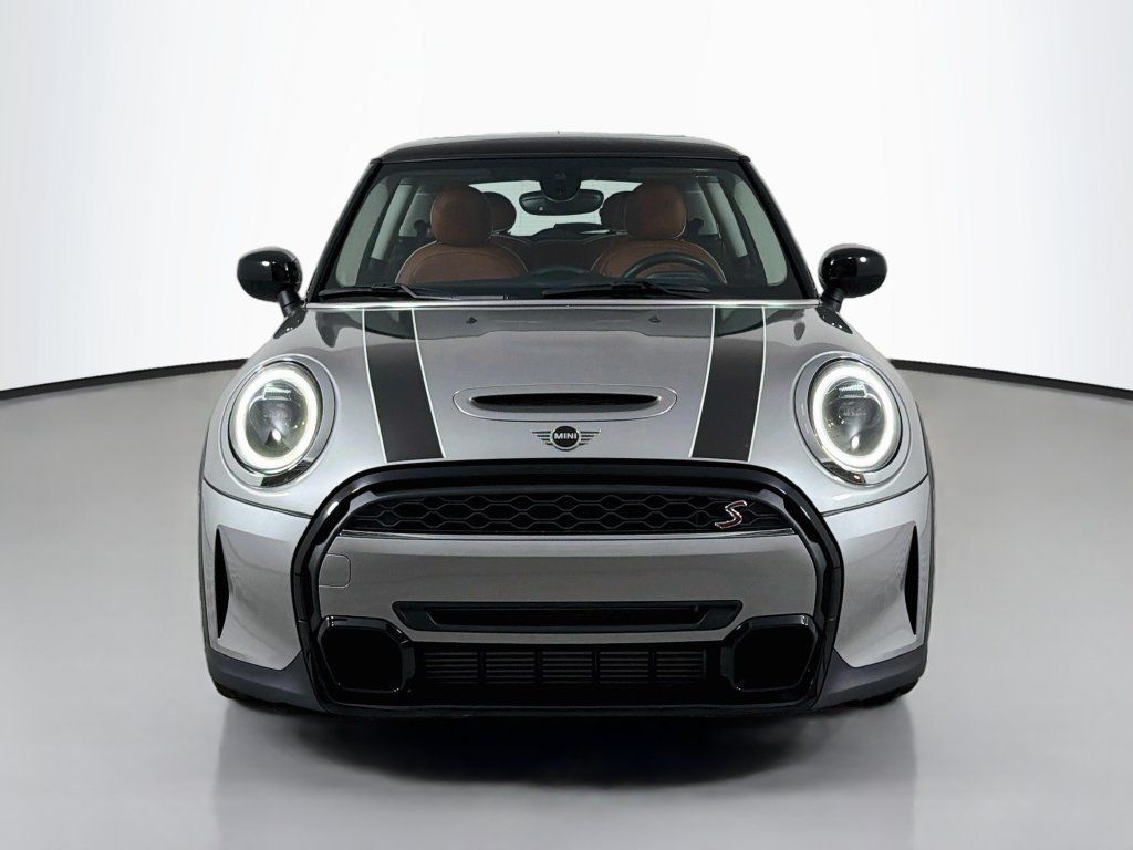 Used 2024 MINI Cooper S w/ Signature Upholstery Package FWD image 2
