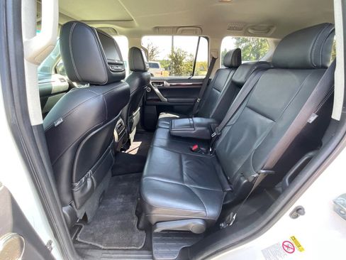 Used 2016 Lexus GX 460 Luxury image 26
