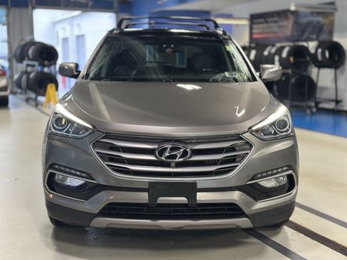 Used 2018 Hyundai Santa Fe Sport AWD/4WD image 2