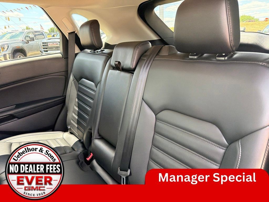 Used 2024 Ford Edge SEL AWD/4WD image 17
