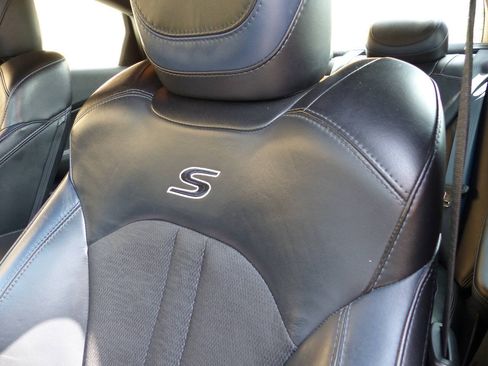 Used 2015 Chrysler 200 S w/ Navigation & Sound Group I FWD image 20