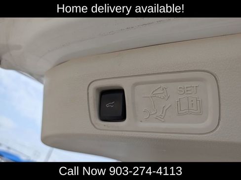 Used 2020 Lincoln Navigator Black Label w/ Cargo Convenience Package AWD/4WD image 32