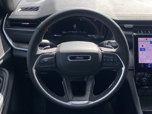 New 2025 Jeep Grand Cherokee L Limited image 41