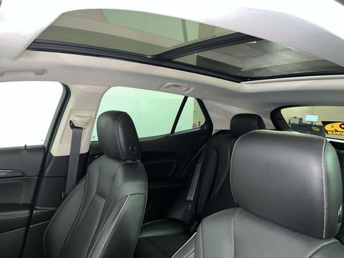 Used 2022 Buick Envision Essence w/ Safety Package FWD image 25