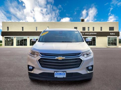 Used 2020 Chevrolet Traverse LT w/ Driver Confidence II Package AWD/4WD image 8