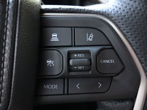 Used 2026 Toyota Tundra Limited w/ TRD Off-Road Package AWD/4WD image 30