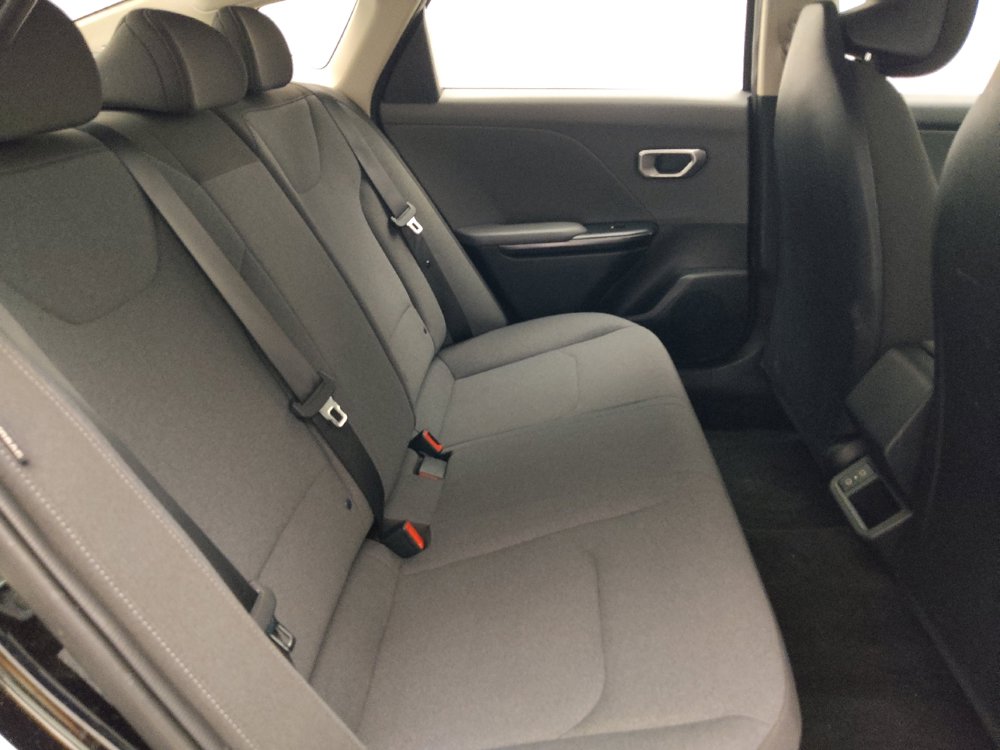 Used 2025 Kia K4 FWD image 19