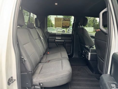 Used 2020 Ford F150 XLT w/ Equipment Group 302A Luxury AWD/4WD image 18