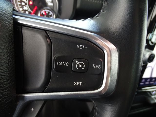 Used 2023 RAM 1500 Laramie AWD/4WD image 8