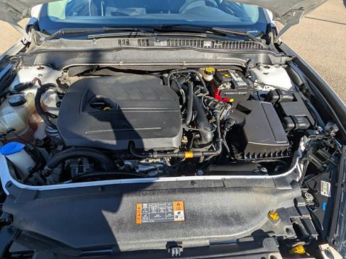 Used 2014 Ford Fusion SE image 9