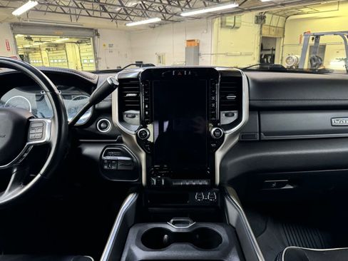 Used 2021 RAM 2500 Laramie image 18