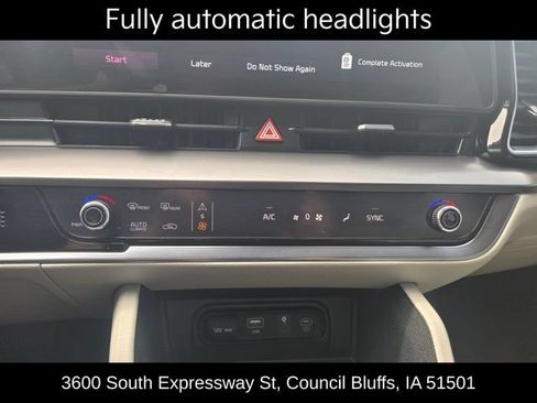 Used 2025 Kia Sportage EX FWD image 21